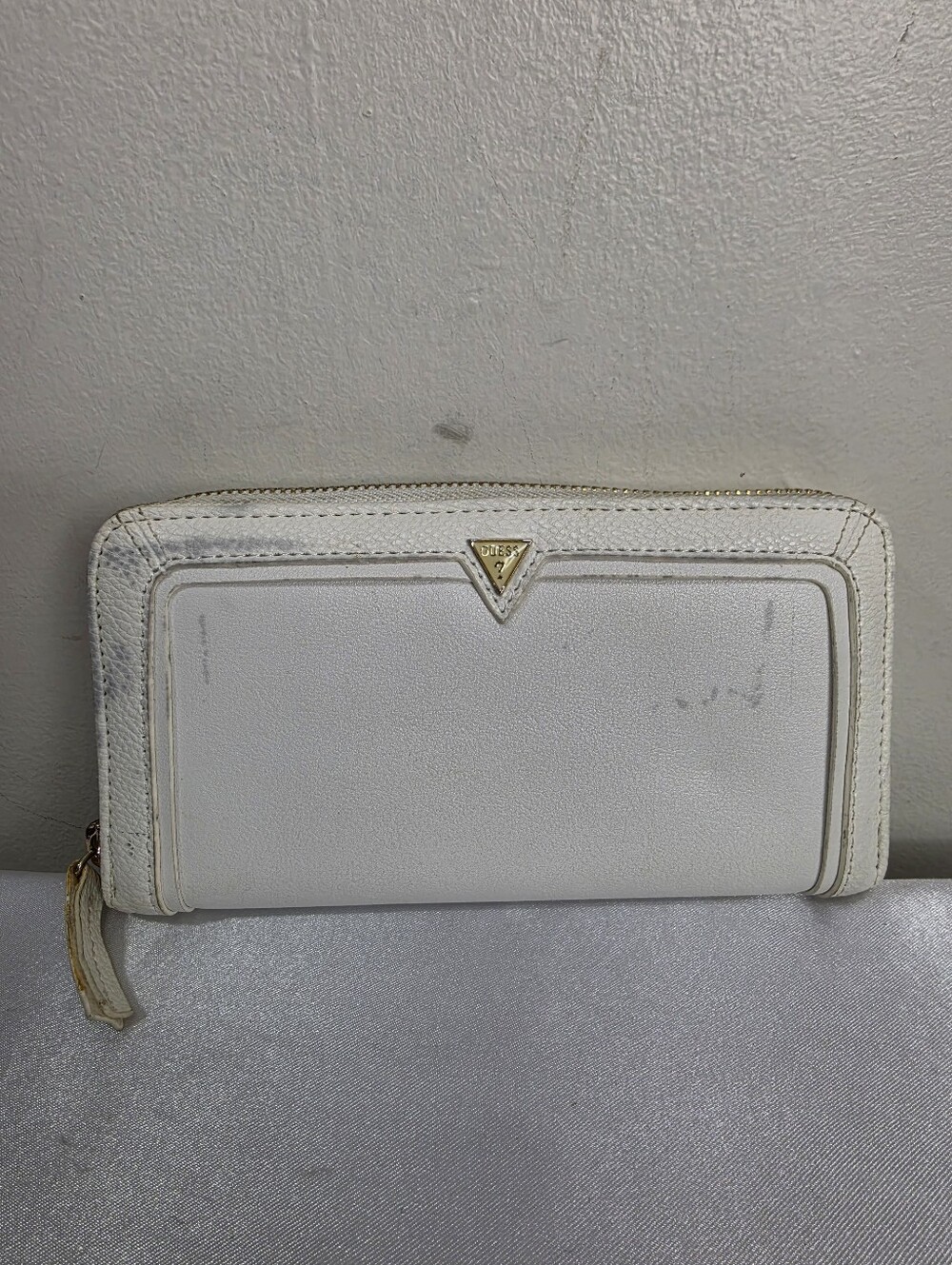 Guess White Zip-Around Leather Wallet